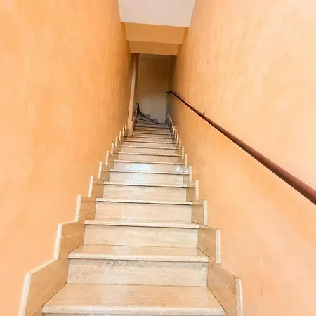 Domusvaticano Apartment